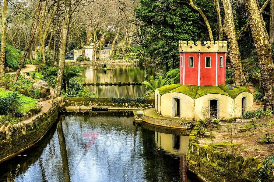 Lisbon: Pena Palace, Moorish Castle, Qta. Regaleira & Sintra - Pickup From Lisbon and the Comfortable Ride to Sintra