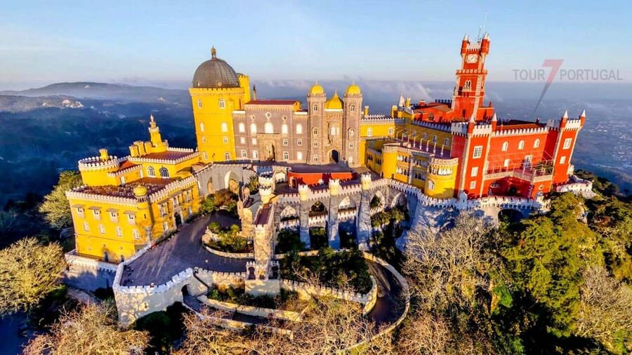 Lisbon: Pena Palace, Moorish Castle, Qta. Regaleira & Sintra - Sintra Town Center, National Palace Exteriors, and Piriquita Queijadas