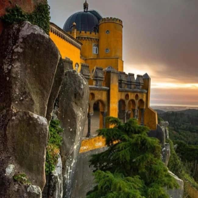 Lisbon: Pena Palace, Regaleira, Sintra, and Cascais Day Trip - What you get included, and what you should budget extra