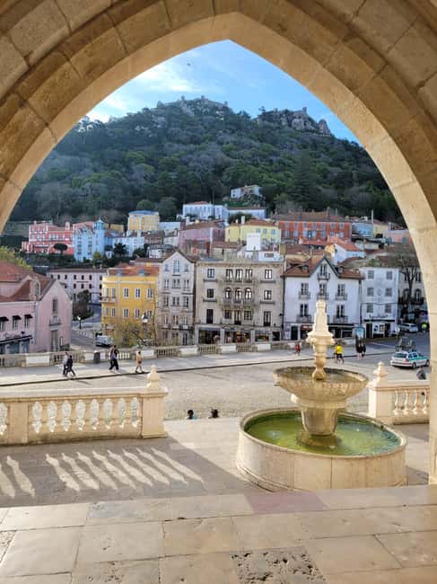 Lisbon: Pena Palace, Regaleira, Sintra, and Cascais Day Trip - Logistics and comfort: what to bring, what to expect on the ground