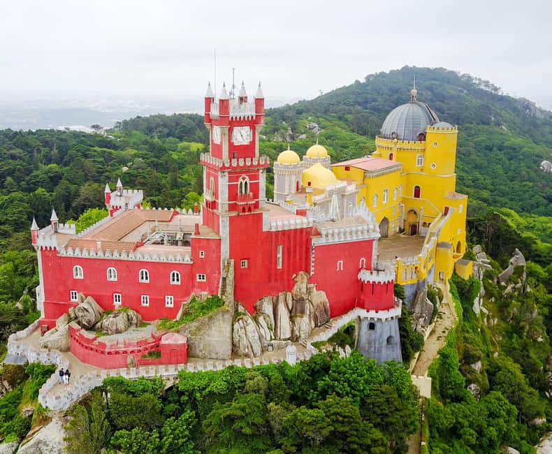 Lisbon: Pena Palace, Sintra, Cabo da Roca & Cascais Day Tour - Pickup and van comfort, plus why the start time matters