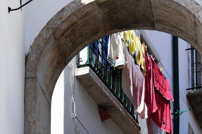 Lisbon Photo Private Day Tour - Alfama: the oldest streets for “real” photo stories
