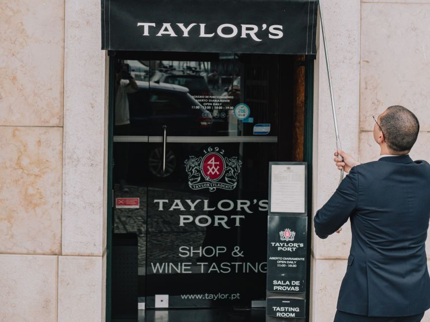 Lisbon: Port Wine Tasting at Taylor’s Shop and Tasting Room - How the session works at the welcome desk (and why timing matters)