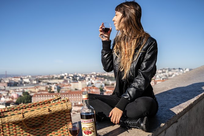 Lisbon Private 5-Hour Eco Tuk-Tuk Tour with Local Tastings - São Pedro de Alcântara and Estrela: Calm Viewpoints and Garden Time