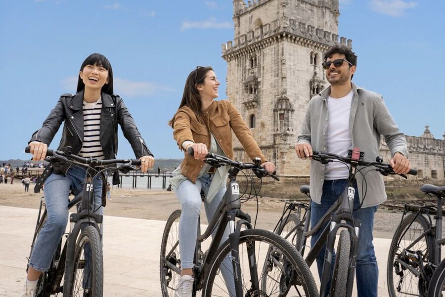 Lisbon: Private Boat Trip, Guided Walking Tour, Bike & Tram - Pastéis de Belém Since 1837: The Sweet Reset After Bike and Walk