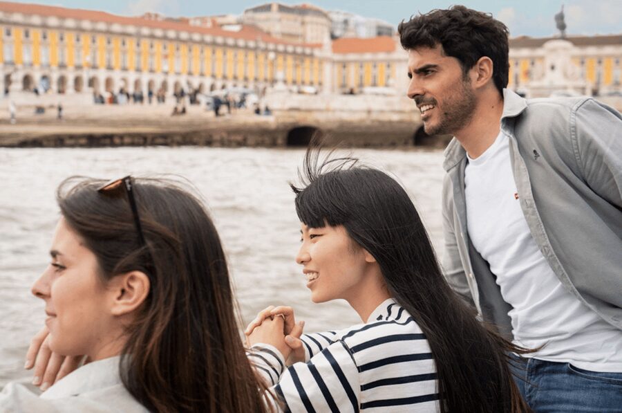 Lisbon: Private Boat Trip, Guided Walking Tour, Bike & Tram - The Walking Part: Downtown Lisbon and Alfama’s Real Personality