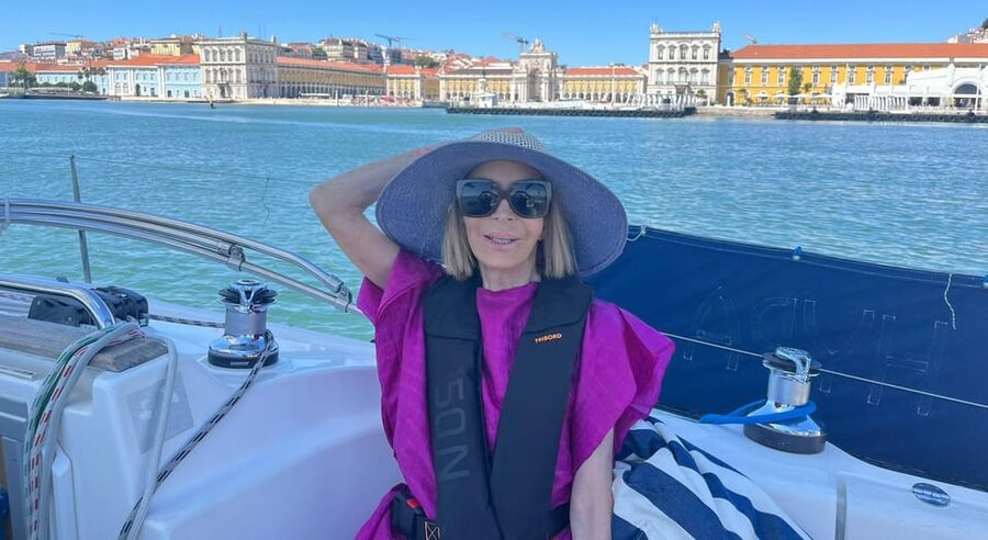 Lisbon: Private Boutique Boat Tour – Sail in Style - Private boutique sailing on the Tagus, not a crowded sightseeing boat