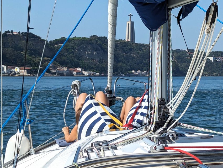 Lisbon: Private Boutique Boat Tour – Sail in Style - Route highlights: Belém to Alfama, then through Commerce Square and Baixa