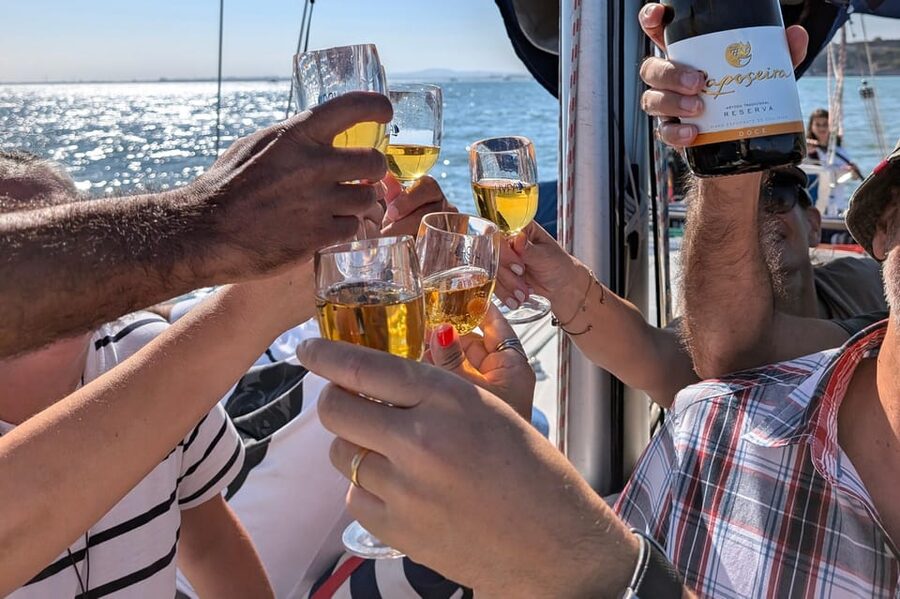 Lisbon: Private Boutique Boat Tour – Sail in Style - Onboard comfort and what’s included so you’re not hunting for extras