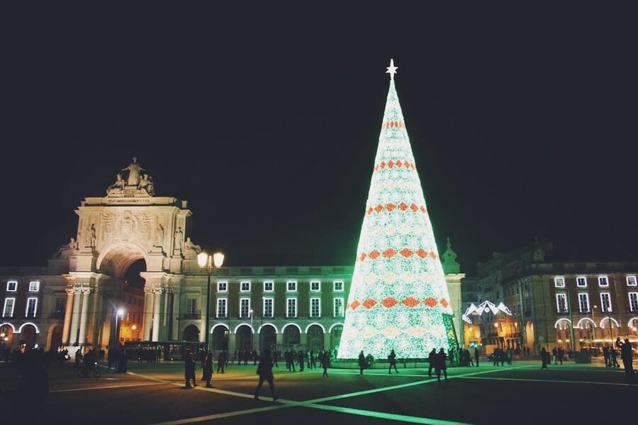 Lisbon: Private Christmas Lights Tour by Eco Tuk Tuk - Why the electric tuk tuk is perfect for Lisbon lights
