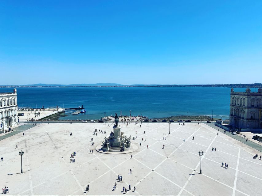 Lisbon: Private City Sightseeing Tour by Tuk-Tuk - São Vicente, the National Pantheon, and Flea Market Photos