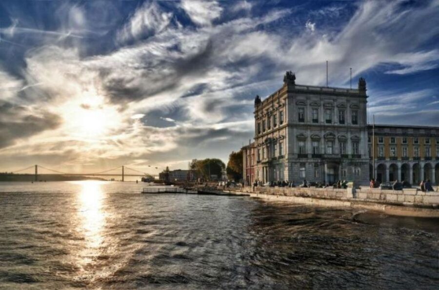 Lisbon: Private City Tour by Eco Tuk Tuk - The guide makes the difference, and real names show the range