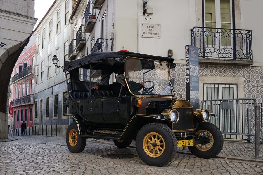 Lisbon: Private Guided Tuk-Tuk Tour with Hotel Pickup - Rossio Square and Santa Justa Lift: starting with Lisbon’s pulse