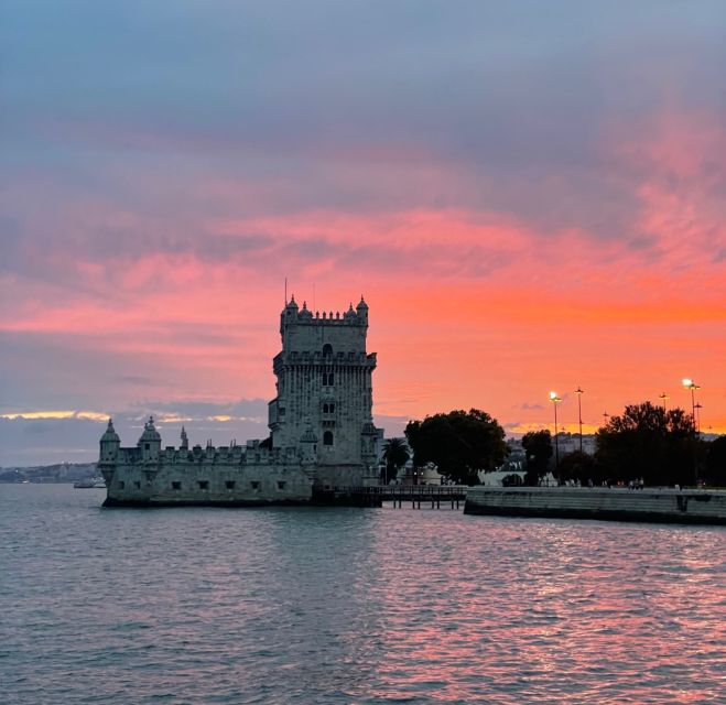Lisbon: Private Luxury Catamaran Tour with Welcome Drink - Catering and food expectations: what’s included, what’s extra, what to plan
