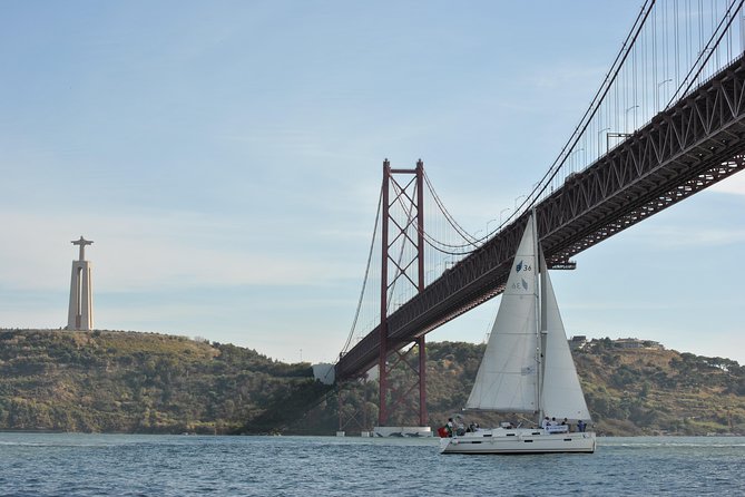 Lisbon Private Sailing Cruise, drink included (options: 2h, 3h, 4h, 6h or 8h) - Almada’s big viewpoint: Christ the King above the river