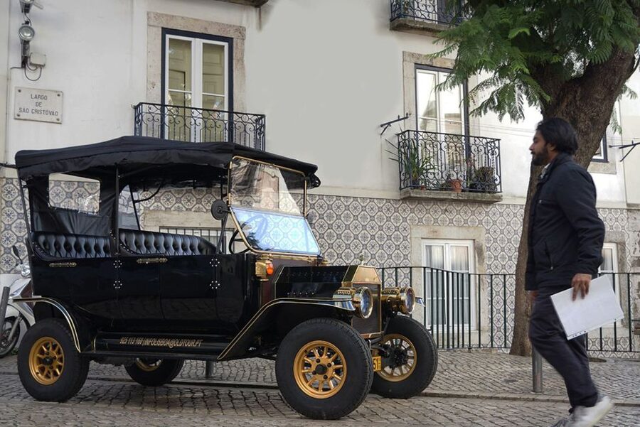Lisbon: Private Sightseeing Tour in a Vintage Tuk Tuk - Key highlights you will actually feel on the ground