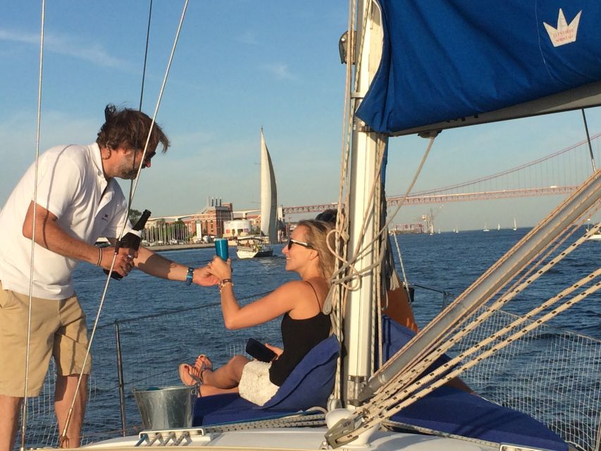 Lisbon: Private Sunset Sailing Tour with Champagne - Private format and English guiding: you get answers without the crowd