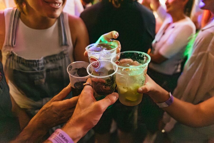 Lisbon: Pub Crawl with Open Bar, Shots & VIP Club Entry - Who this crawl fits best in your trip plan