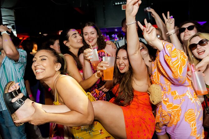 Lisbon: Pub Crawl with Open Bar, Shots & VIP Club Entry - Bairro Alto for Two Hours: First Shot and Social Momentum