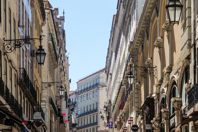 Lisbon Revelation Tour - Largo do Carmo, Chiado and Carmo, and the 1974 Connection