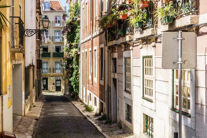 Lisbon Revelation Tour - A Tribute to the Discoveries Epic Poet, and Lisbon’s Bohemian Side