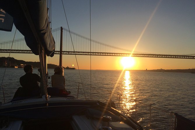 Lisbon River Sunset Sailing Cruise - Why Lisbon looks different from the Tagus at sunset