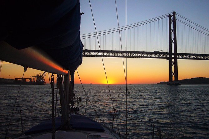 Lisbon River Sunset Sailing Cruise - Meeting point at Doca do Bom Sucesso, and what “two hours” feels like
