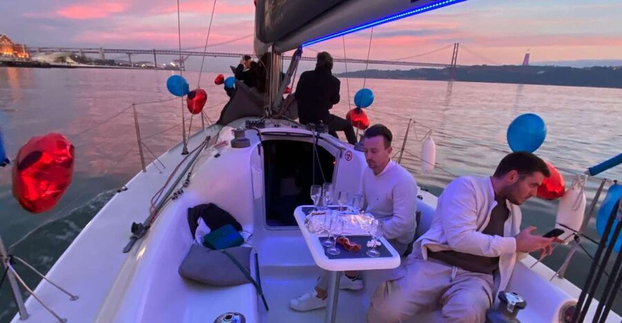Lisbon: Sailboat Tour w/ Local Guide and Open Bar Green Wine - The Boat Experience: 33 ft of comfort, with beanbag seating