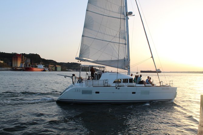 Lisbon Sailing Catamaran Public Cruise with drinks - Why this 2-hour Tagus sunset sail feels like the best use of your time