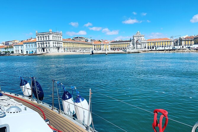 Lisbon Sailing Tour: 2-Hour Cultural Scenic Cruise with Wine - Kings Palace, Monument of Discoveries, and How the Route Builds the Story