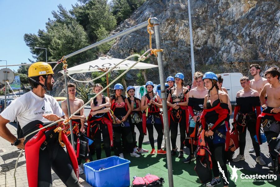 Lisbon: Sesimbra/Arrábida Natural Park Coasteering Adventure - The jump choices: from nerves to adrenaline