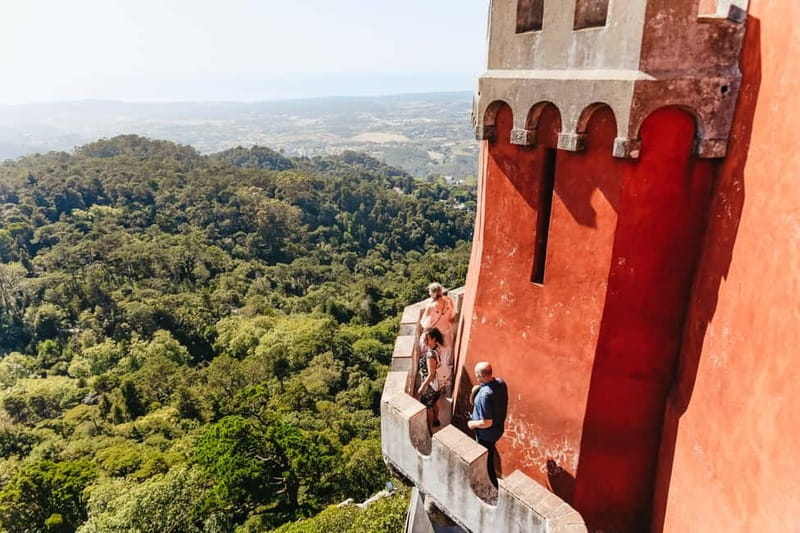 Lisbon: Sintra, Pena, Cabo da Roca, Cascais Tour with Pickup - Cabo da Roca photo stop: short time, big payoff
