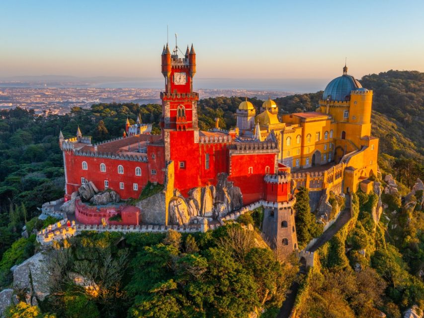 Lisbon: Sintra, Pena Palace, Cabo Roca Coast & Cascais Tour - Sintra National Palace: The Calm, Historic Start