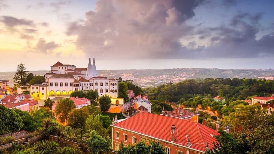 Lisbon: Sintra, Pena Palace, Quinta Regaleira, Cascais Tour - Quinta da Regaleira: plan on getting pleasantly lost