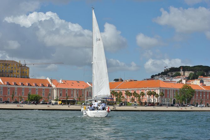 Lisbon Small Group Day Cruise with Historic Commentary & a Drink - CastIelo de São Jorge views: the fortress above Lisbon