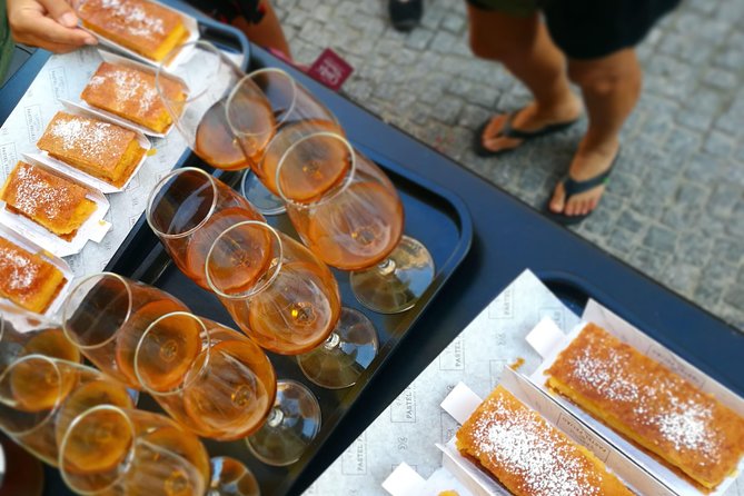 Lisbon Small-Group Food Tour with 18 Tastings in Alfama District - Miradouro de Santo Estevao: A Quiet Break Between Bites