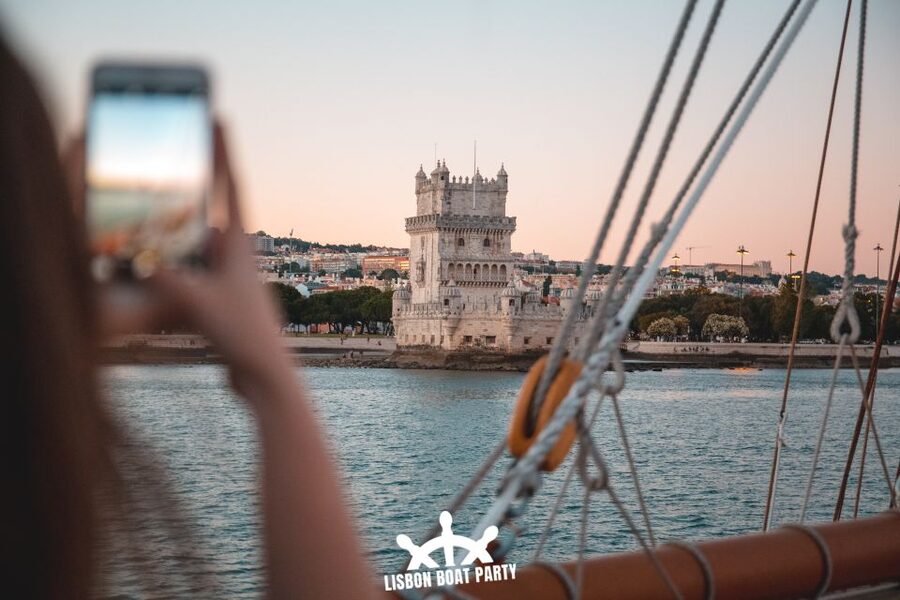 Lisbon: Sunset Boat Party with 2 Drinks and Free Club Entry - Why This Lisbon Sunset Boat Party Fits Real Nightlife Plans