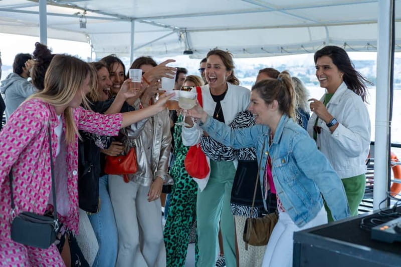 Lisbon: Sunset Boat Tour with Music and Drinks - Key Highlights at a Glance