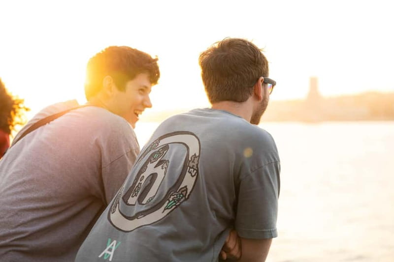 Lisbon: Sunset Boat Tour with Music and Drinks - Why This Lisbon Sunset Cruise Feels Like the Best Kind of Easy