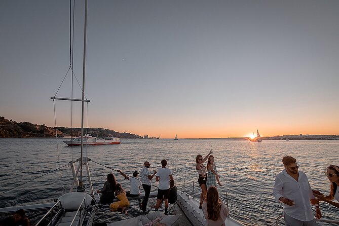 Lisbon: Sunset Catamaran Boat Tour with Music and Drinks - Key things to know before you go