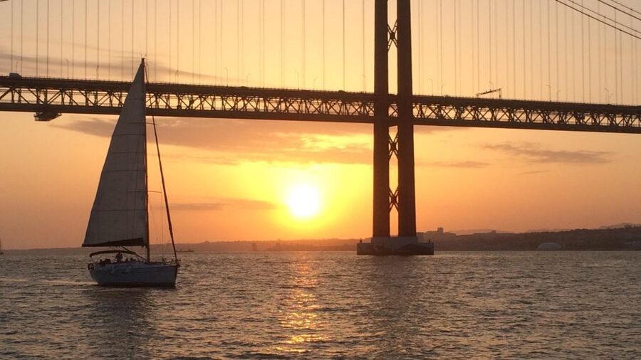 Lisbon: Sunset Cruise with Drinks and Snacks - Time Out Market, Bairro Alto, and Alfama: the neighborhoods look like theater