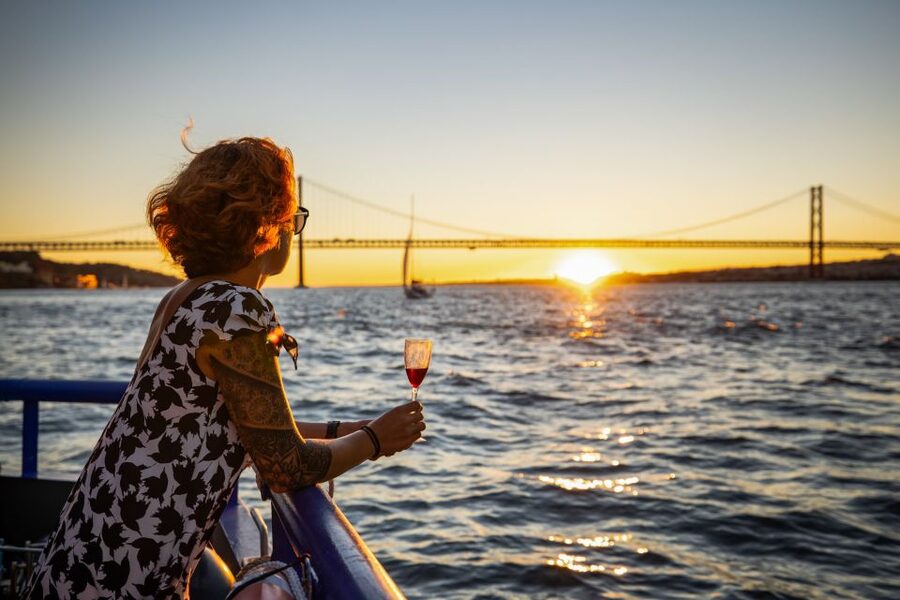 Lisbon: Sunset Cruise with Live DJ and Drinks - MAAT Café & Kitchen: modern Lisbon on the waterfront