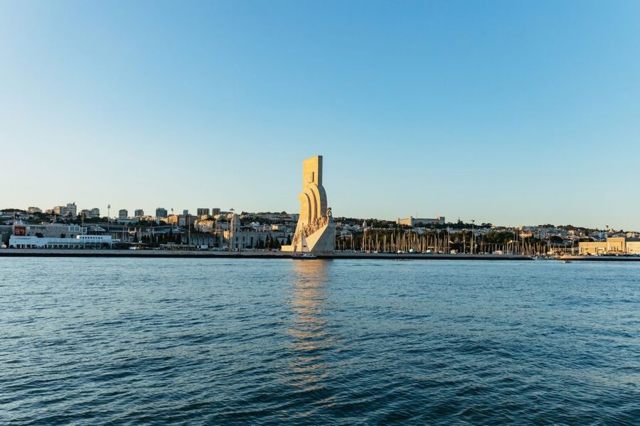 Lisbon: Sunset Cruise with Welcome Drink and Snacks - The 25 April Bridge again, plus Christ the King in the frame