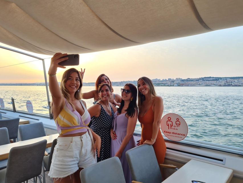 Lisbon: Sunset Cruise with Welcome Drink and Snacks - Why this Lisbon sunset cruise feels different