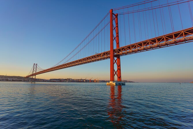Lisbon Sunset Cruise with Wine and Snacks - Photos and Windows: What to Expect When Visibility Drops