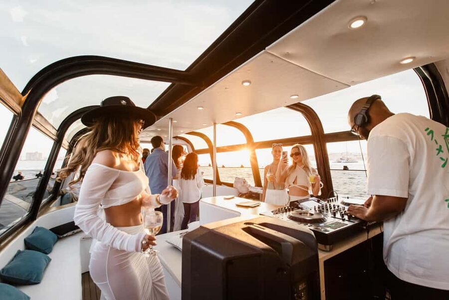 Lisbon: Sunset/Night Boat Party with Open Bar, Snacks & DJ - What You See from the Tagus, Stop by Stop