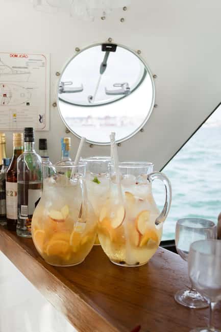 Lisbon: Sunset/Night Boat Party with Open Bar, Snacks & DJ - Open Bar, DJ Music, and the Party Level