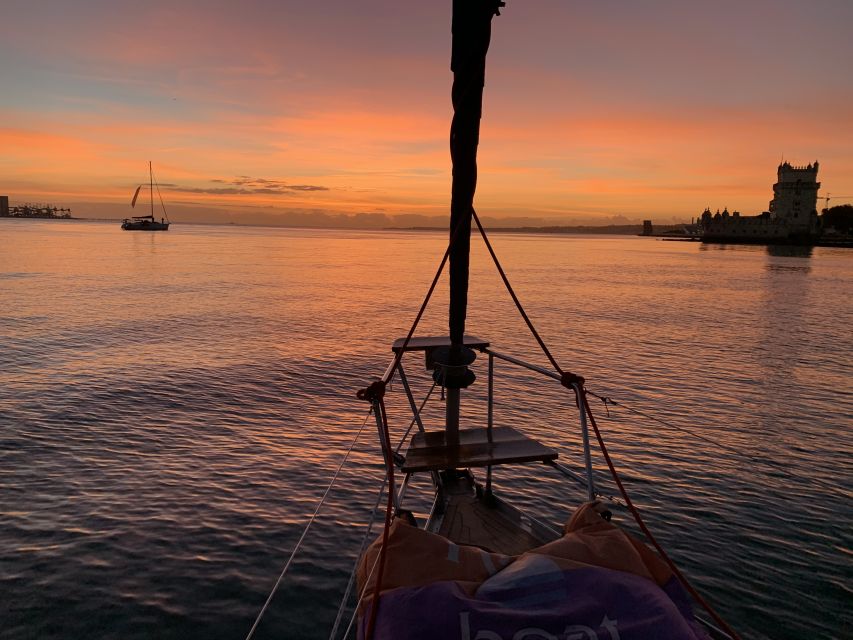 Lisbon: Sunset Sailing Cruise with Wine - Key highlights that make this cruise worth your time