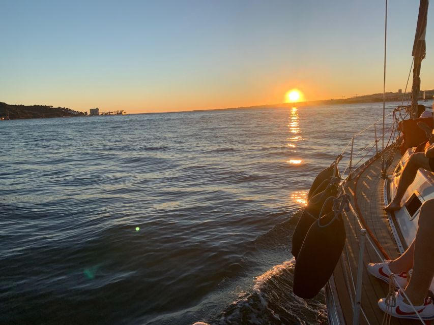 Lisbon: Sunset Sailing Cruise with Wine - Comfort rules that matter more than you think