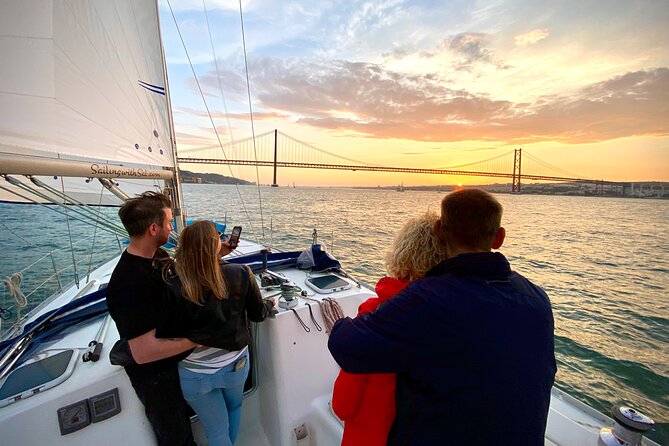 Lisbon: Sunset Tagus River Sailing Tour with Drinks - Belém Tower, the Monument of the Discoveries, and MAAT by the River